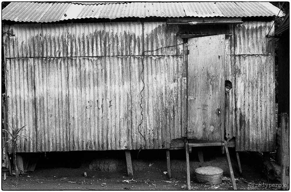 1990_puerto_rico_poverty_fp_1000