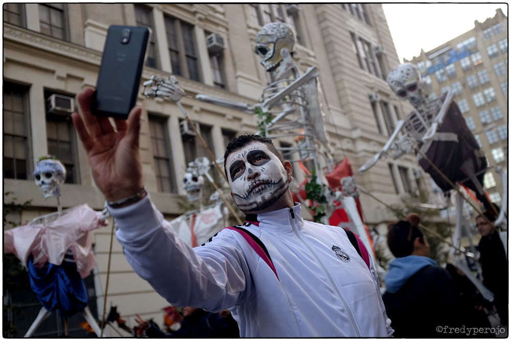 161031_skulls_halloween_nyc_fp_1000